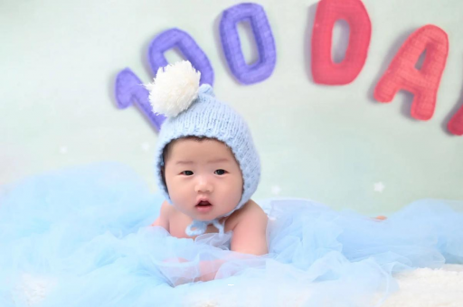 温县宝宝喜欢搓脚